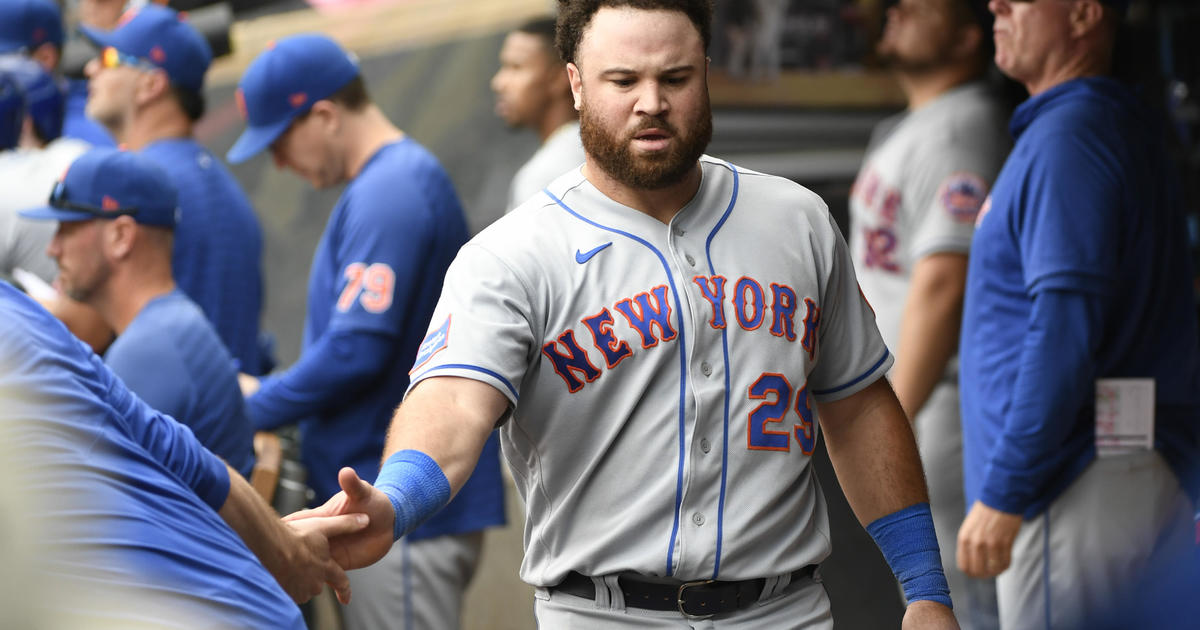 Alonso has a big night as Mets beat the Yankees 9-3 in the Subway Series