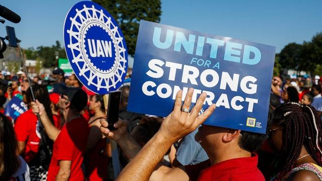 cbsn-fusion-united-auto-workers-poised-to-strike-if-no-deal-reached-this-week-thumbnail-2281174-640x360.jpg 
