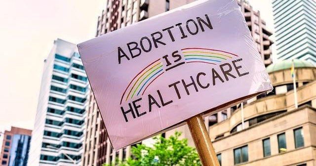 Florida abortion measure tops 621,000 signatures Florida abortion measure tops 621,000 signatures