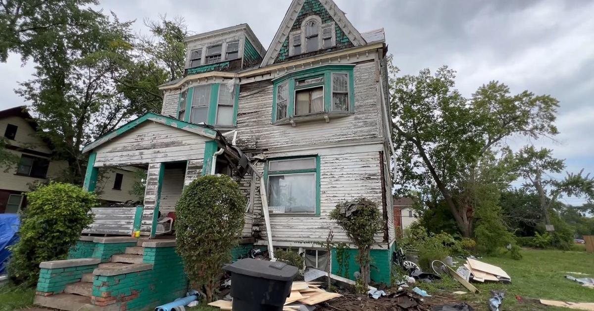 Detroit woman who could not afford to fix leaking roof gets help