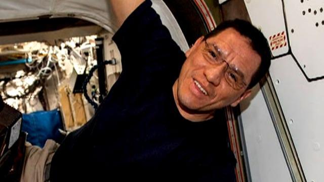 cbsn-fusion-astronaut-frank-rubio-breaks-record-for-longest-time-in-space-by-an-american-thumbnail-2287620-640x360.jpg 