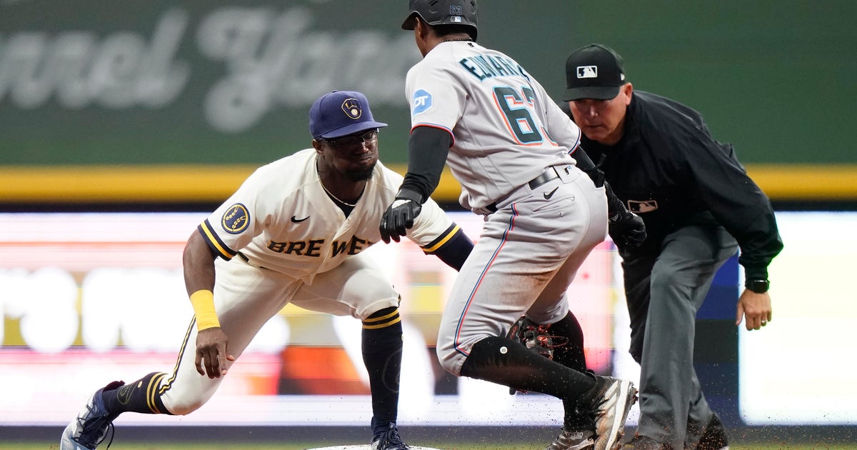 Marlins blank Brewers 2- Marlins blank Brewers 2-
