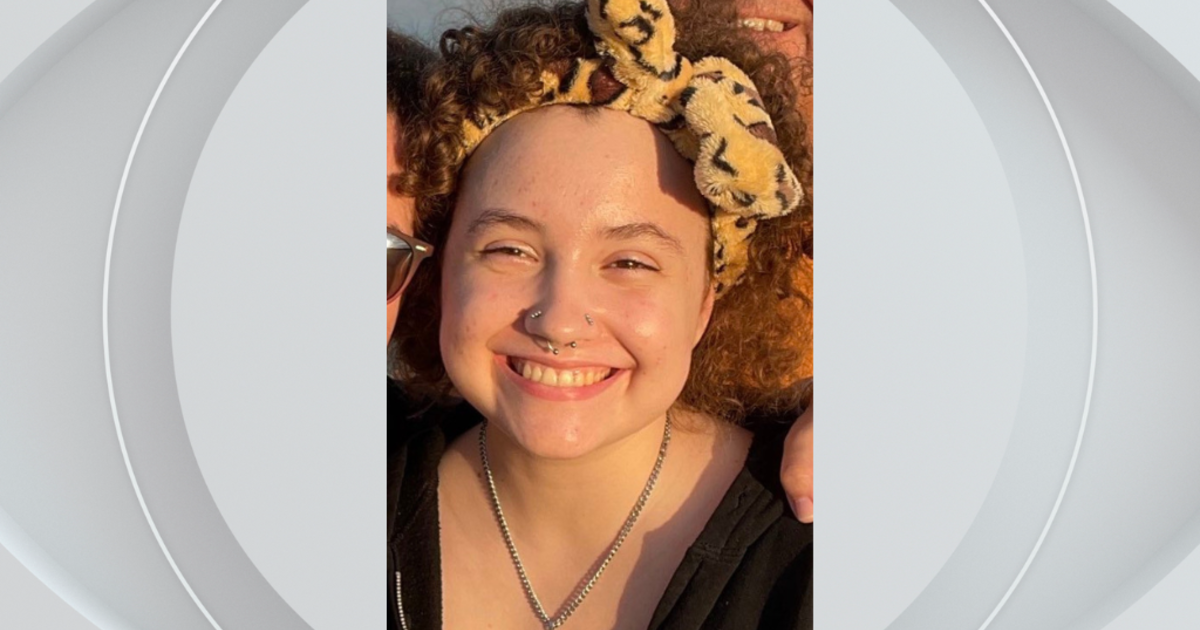 Pittsburgh Police Searching For Missing At Risk 17 Year Old Girl Cbs Pittsburgh 7465