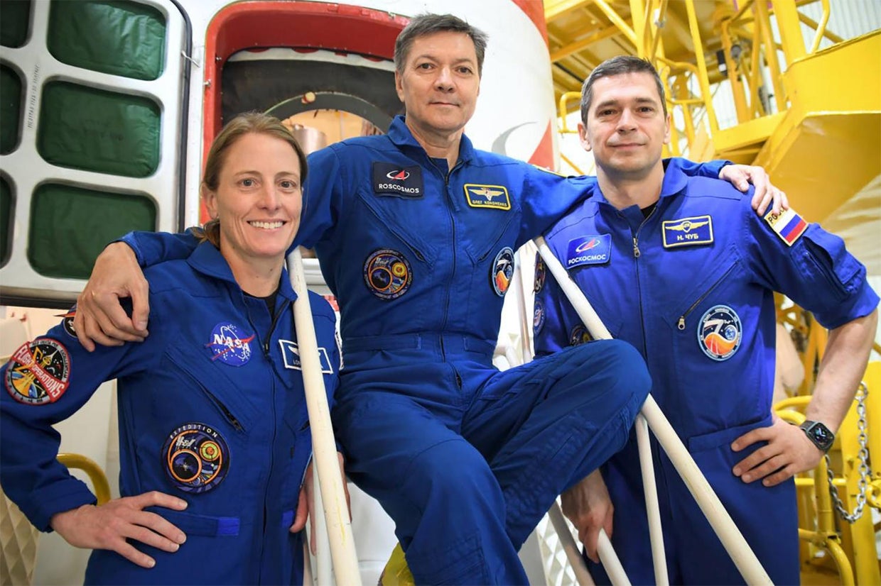 NASA astronaut, two cosmonauts set for Friday launch to space station ...