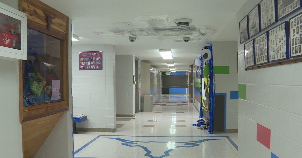 Deteriorating Colorado public schools need $17 billion in repairs, state treasurer calls lack of funding a "crisis" - Vimarsana News