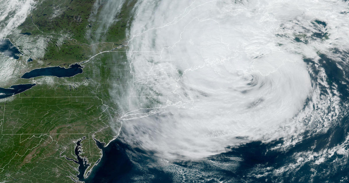 Бившият ураган Лий връхлита източна Нова Англия и югоизточна Канада