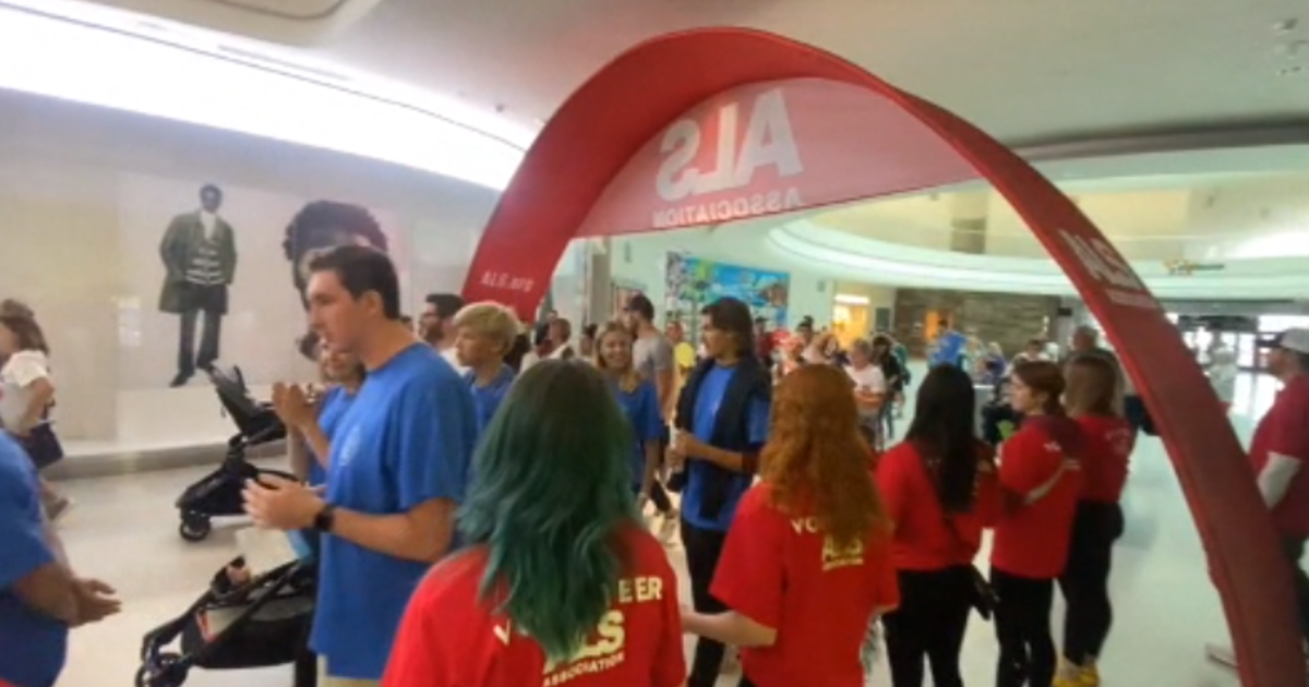 Mall of America hosts Walk to Defeat ALS