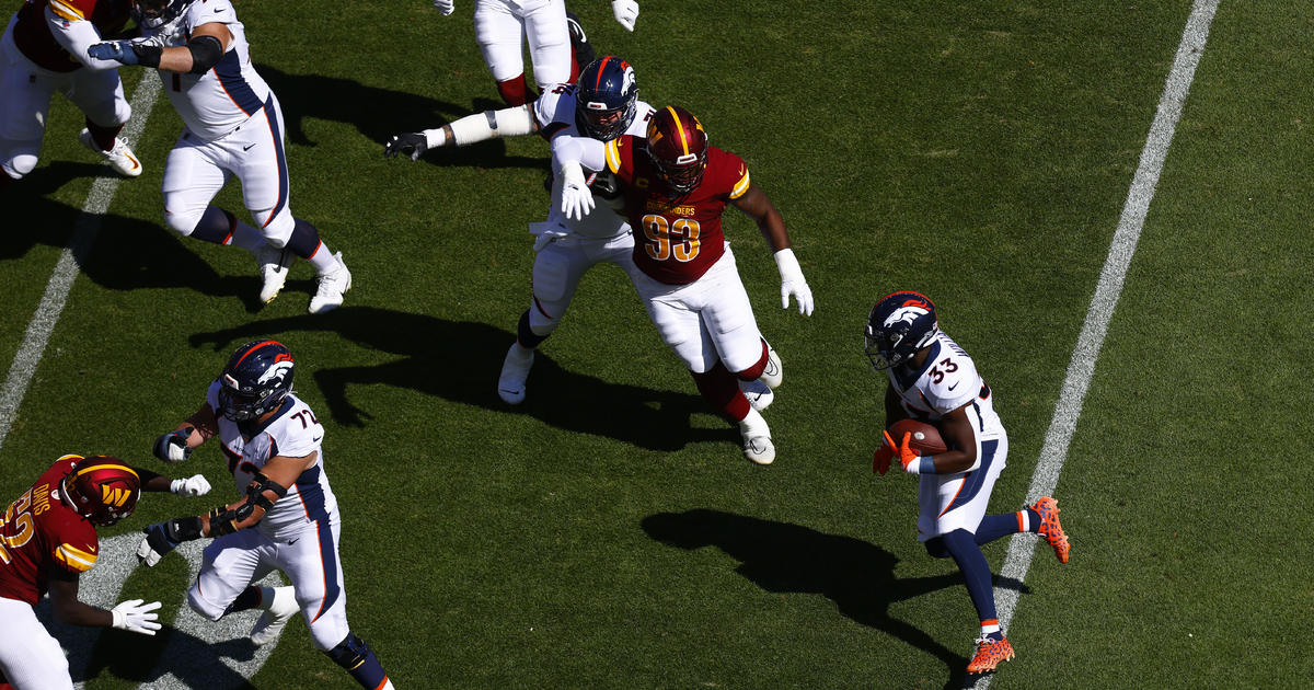 Denver Broncos quarterback Russell Wilson (3) against the Washington  Commanders of an NFL football game Sunday September 17, 2023, in Denver.  (AP Photo/Bart Young Stock Photo - Alamy