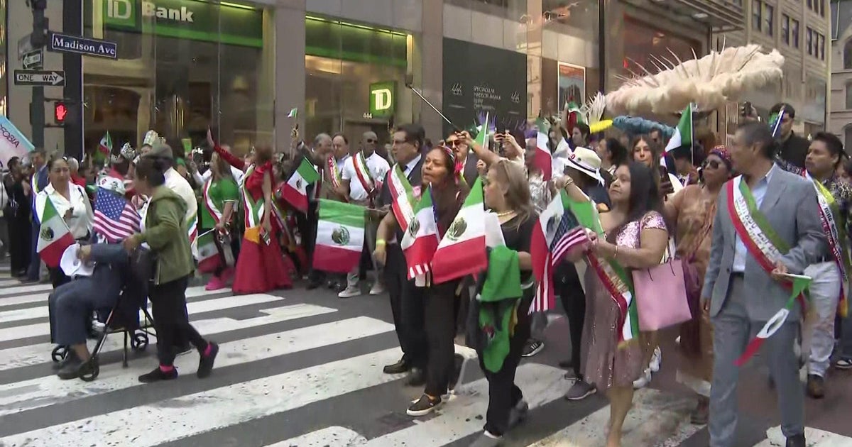 New York Citys Mexican Day Parade returns to Madison Avenue New York Citys Mexican Day Parade returns to Madison Avenue