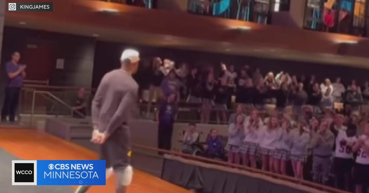 LeBron James spends week training at Rochester Lourdes High School ...