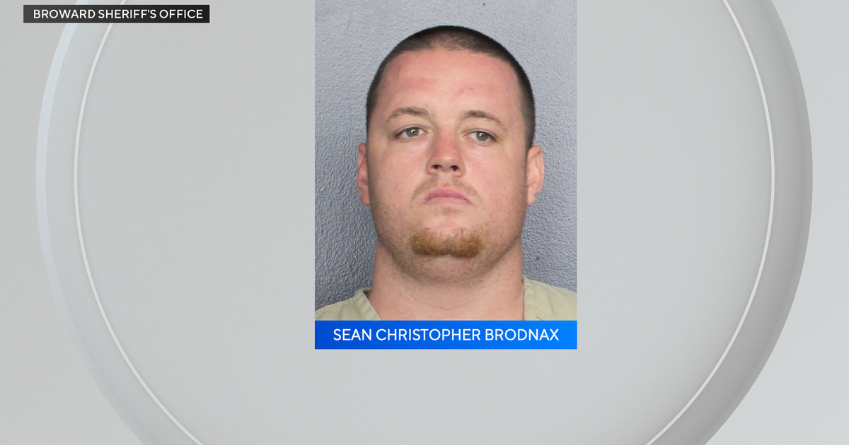 Davie guy accused of jogging illegal puppy dog mill just after SWAT group visits Davie guy accused of jogging illegal puppy dog mill just after SWAT group visits