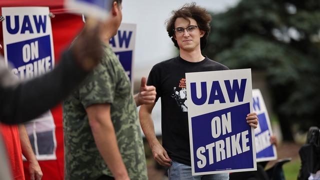 cbsn-fusion-economic-impact-of-uaw-strike-as-labor-stoppage-expands-nationwide-thumbnail-2313076-640x360.jpg 