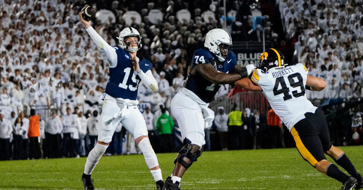 OLB Reeder takes flight on Penn State defense