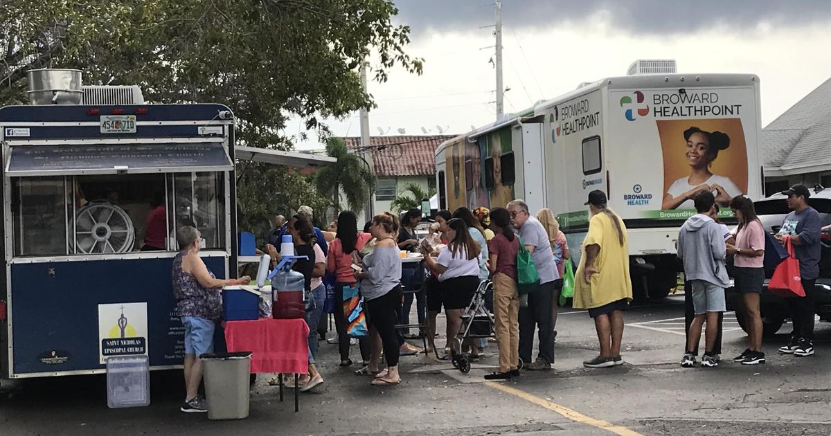 Deerfield Seaside Neighborhood Cares feeds people in have to have at weekly function