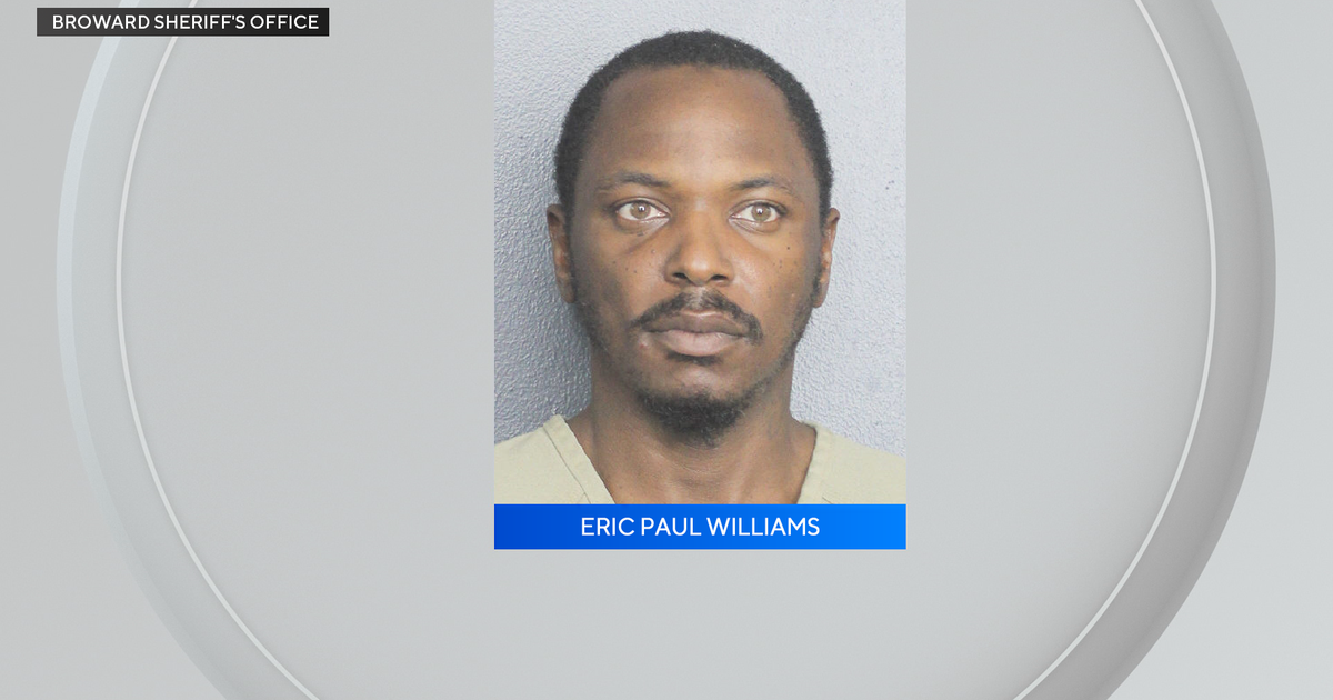 Fort Lauderdale man accused of snatching woman’s expensive necklace, shooting at her Fort Lauderdale man accused of snatching woman’s expensive necklace, shooting at her
