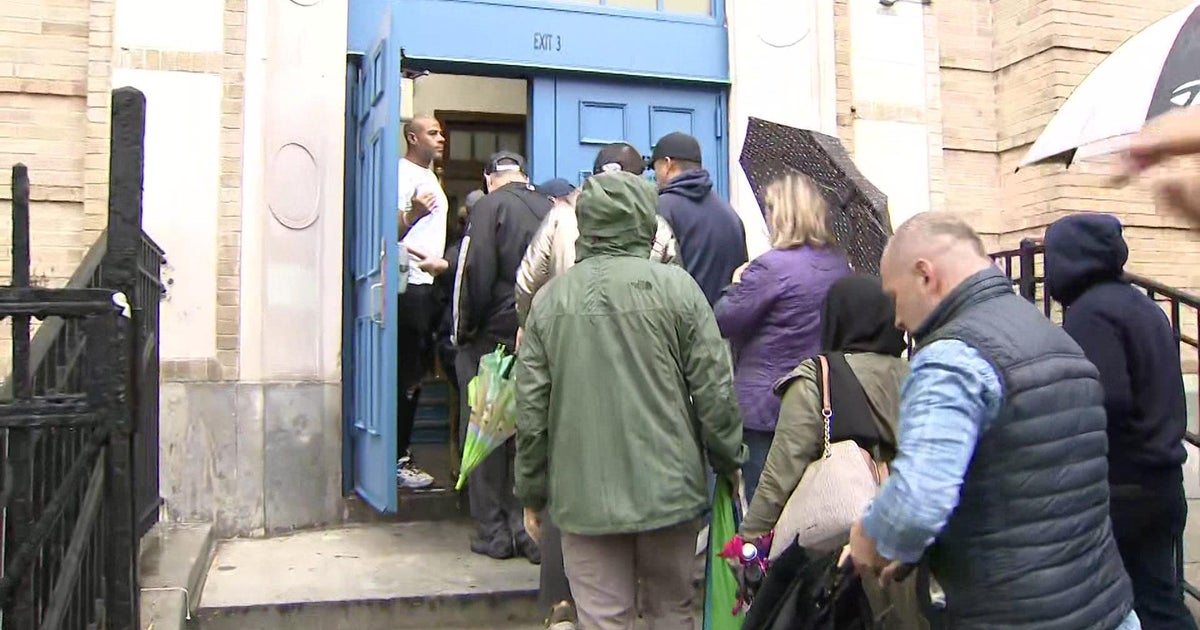 Furious parents wait in pouring rain after being told to pick up kids from Brooklyn middle school Furious parents wait in pouring rain after being told to pick up kids from Brooklyn middle school