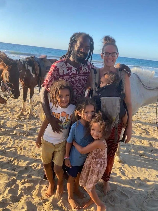 The community of traveling families using the globe as their classroom is growing. Welcome to the world school revolution.