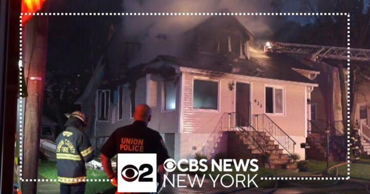 2 killed in Union, New Jersey house fire - CBS New York