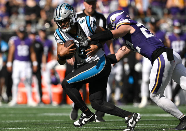 Vikings send Panthers to 0-4