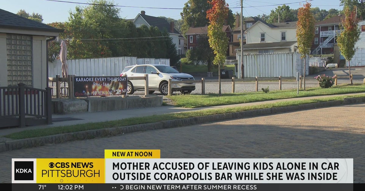 Mom accused of leaving young kids inside car while drinking at bar ...