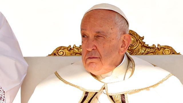 cbsn-fusion-pope-francis-opens-vatican-summit-on-future-of-church-thumbnail-2343221-640x360.jpg 