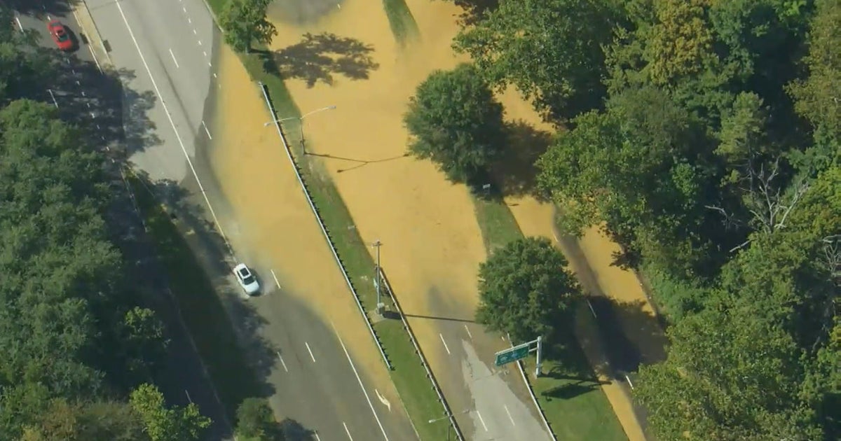 Emergency crews investigate water main break in Northeast Philadelphia ...