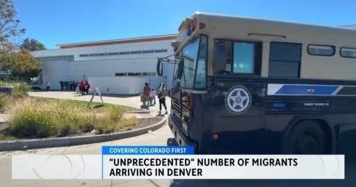 More migrants coming to Denver as city scrambles for support - CBS Colorado