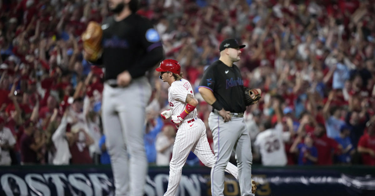 Phillies first baseman Bryce Harper leaves game versus Nationals with  mid-back spasms - The San Diego Union-Tribune