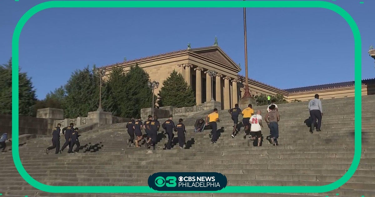 Philadelphia NavyMarine Corps Week kicks off with run up Rocky steps