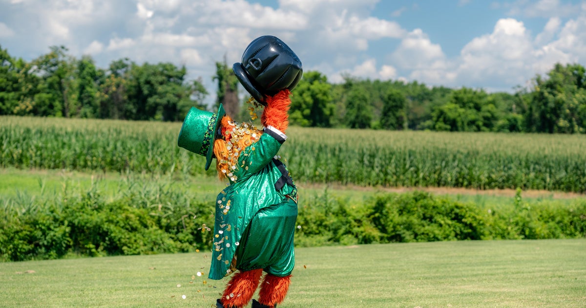 Flyers fans can now buy the firstever Gritty calendar CBS Philadelphia