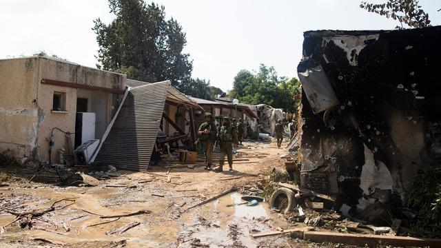 cbsn-fusion-fighting-upends-lives-of-10-million-people-living-in-israel-thumbnail-2361295-640x360.jpg 