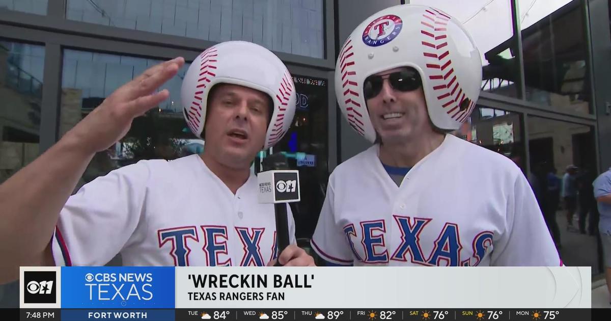 What's Your Eye On? Nicole & Scott have some fun at the ballpark! - CBS ...