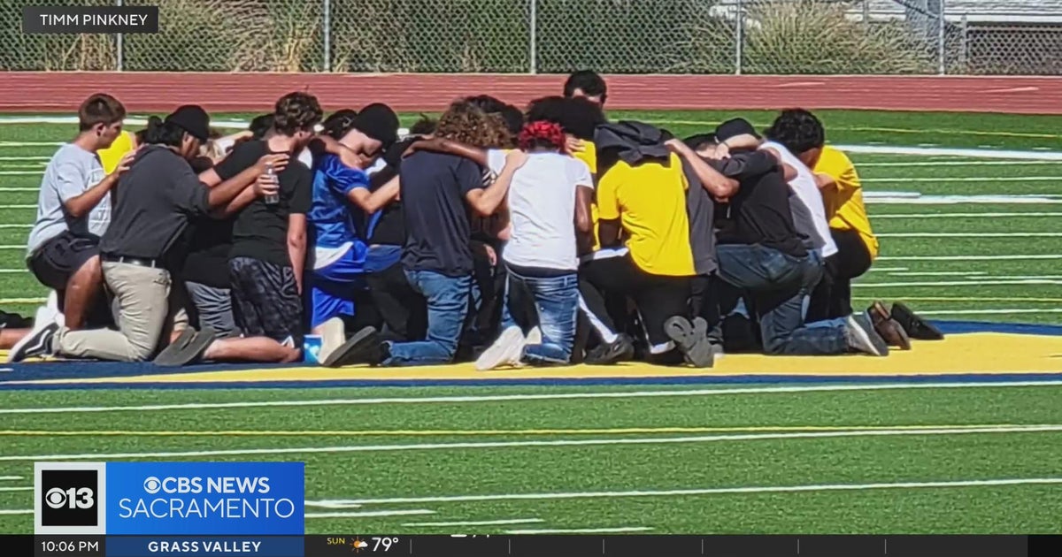 Northern CaliforniaV high school football coach dies