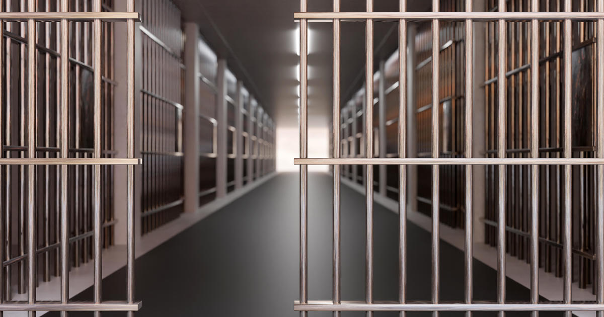 Монтгомъри, Алабама – Настоящи и бивши затворници обявиха дело във