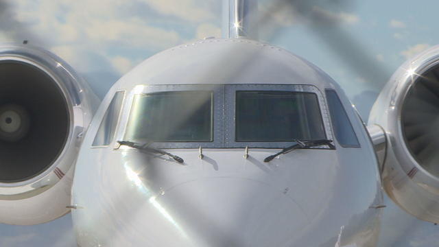 Northern Colorado airport eyes traditional air traffic control tower