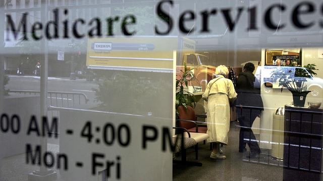 Seniors Rush To Register For Medicare Part D Plan Before Deadline 