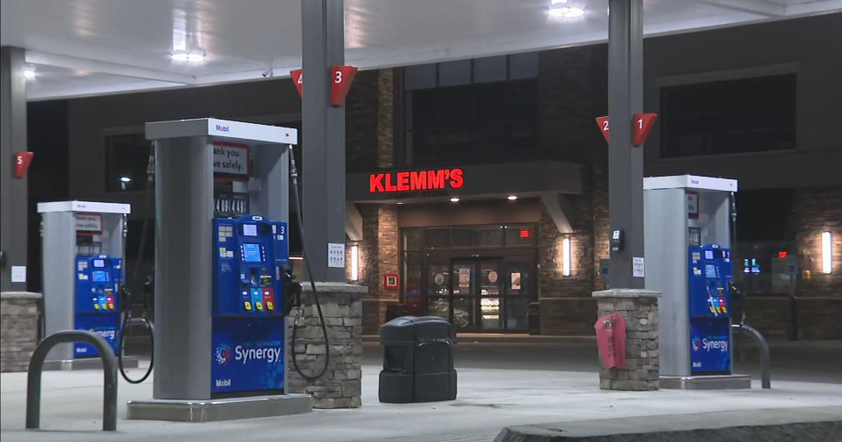 New Hampshire gas station temporarily dropping prices to pre-Biden levels