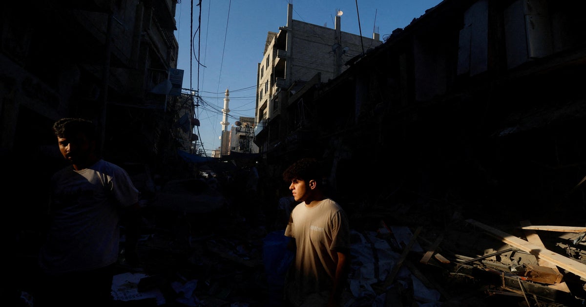 인도주의적 지원이 이집트에 머물고 있는 가운데 오늘 가자지구에 대한 더 많은 공습이 이루어졌습니다. 인도주의적 지원이 이집트에 머물고 있는 가운데 오늘 가자지구에 대한 더 많은 공습이 이루어졌습니다.