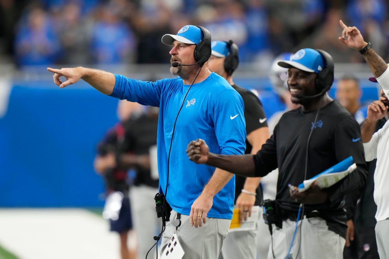 Panthers Lions Football 