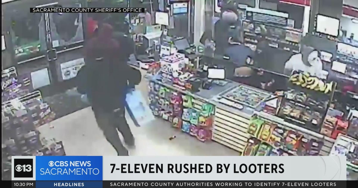 Video shows looters rushing Sacramento-area 7-Eleven