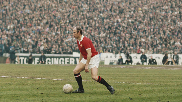 Bobby Charlton playing in his final game for Manchester United 