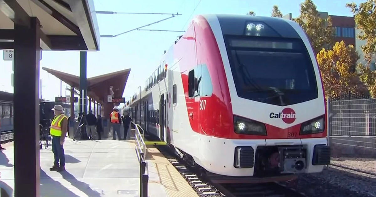 Caltrain electric hot sale trains