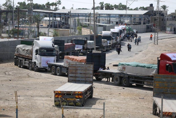 MIDEAST-GAZA-RAFAH-PALESTINIAN-ISRAELI CONFLICT-BORDER CROSSING 