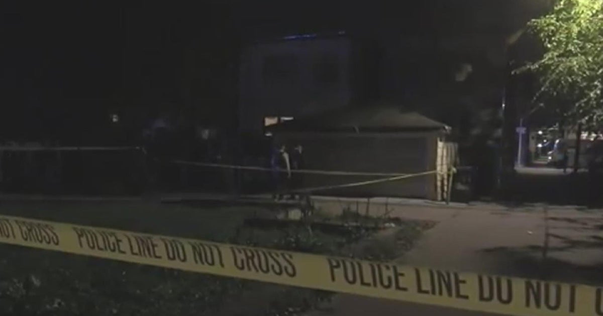 1 killed, 3 hurt in Englewood mass shooting - CBS Chicago