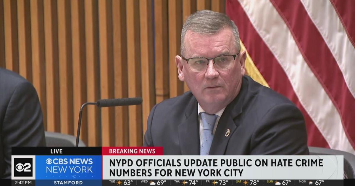 NYPD holds press conference on crime statistics in NYC - CBS New York