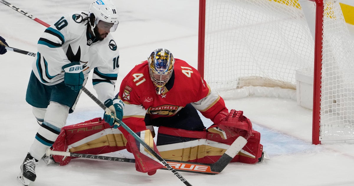 Panthers rally to top Sharks 3-1 Panthers rally to top Sharks 3-1