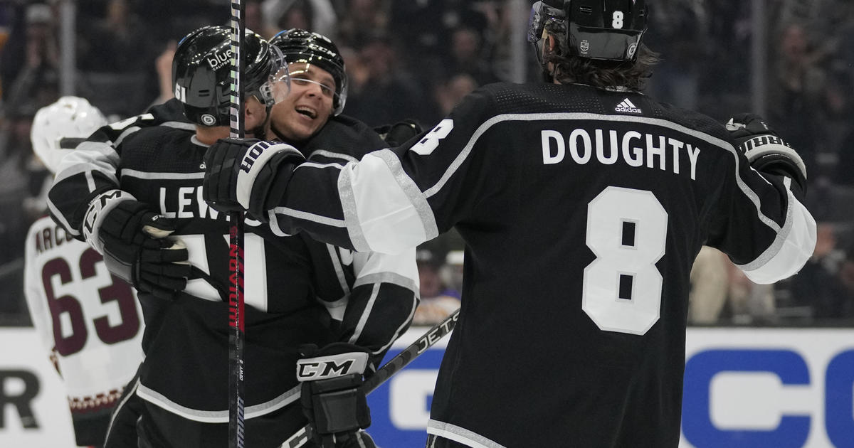 Toffoli Excited for Dodgers Night as LA Kings Host Arizona Coyotes