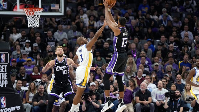 Golden State Warriors v Sacramento Kings