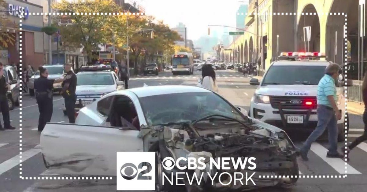 Driver charged with DUI in crash that injured 8 in Queens - CBS New York