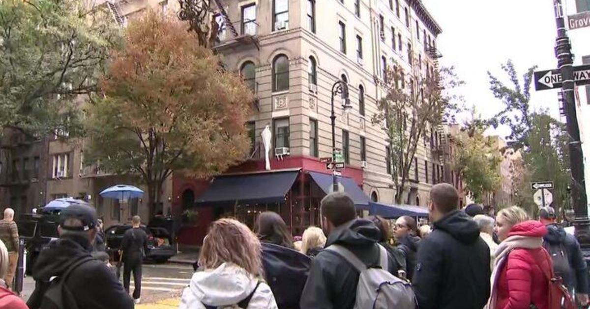 You Can Now Stay At The 'Friends' New York City Apartment For